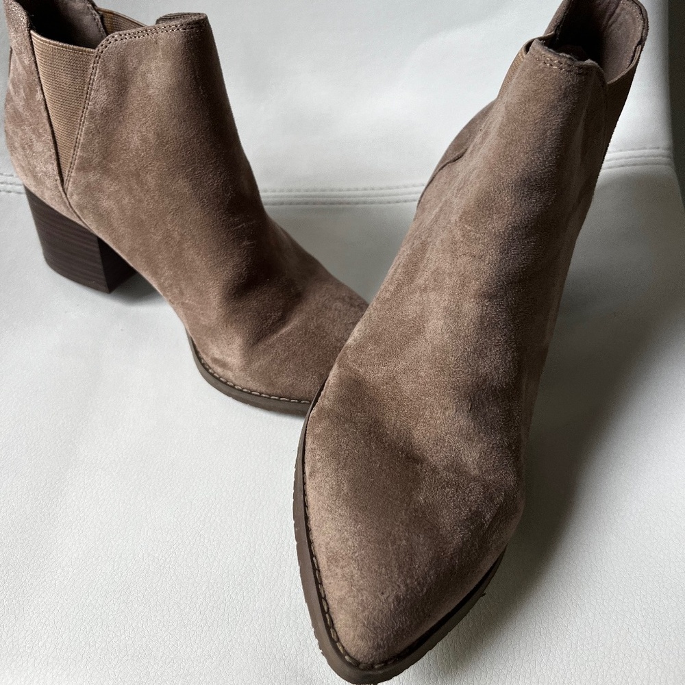 Dark Taupe Vegan Leather Slip-On Block Heel Bootie Size 8